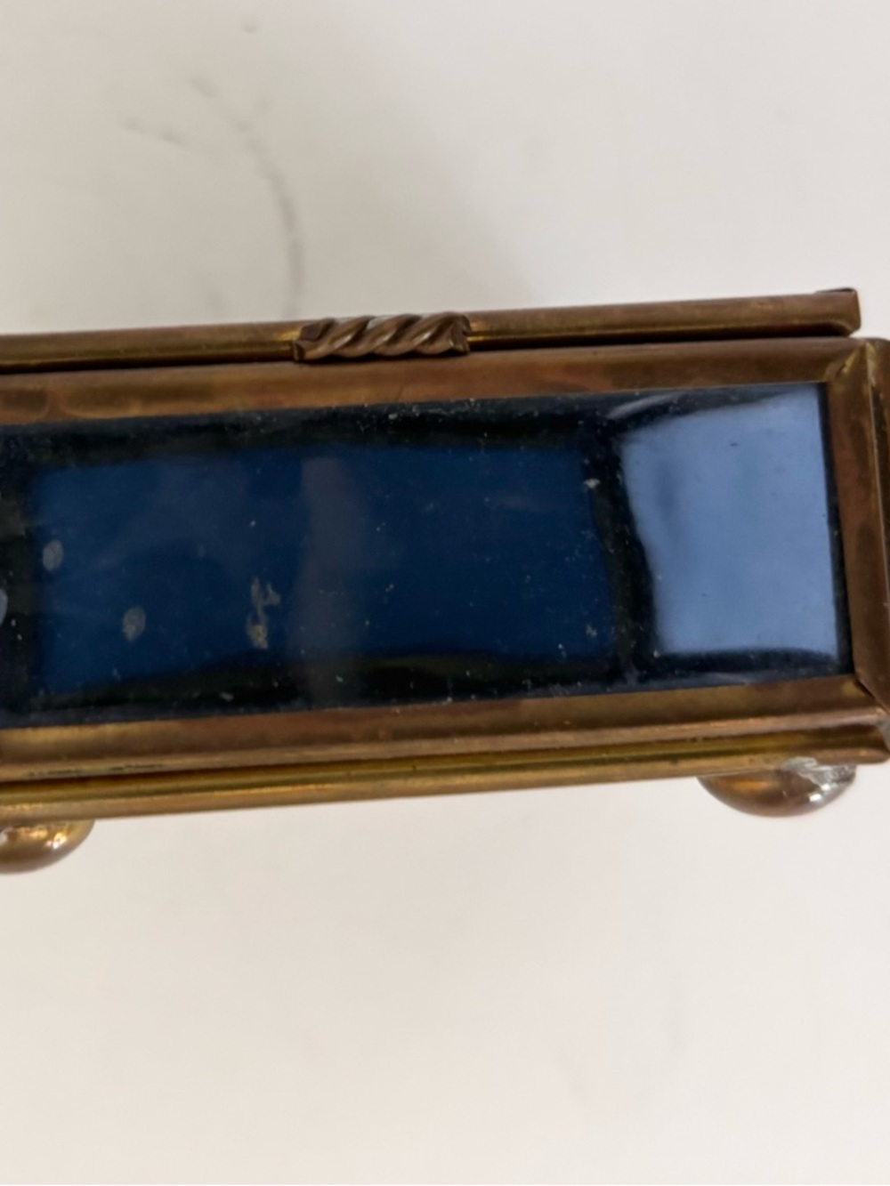 Vintage Celestial Themed Handcrafted Via Vermont Glass and Brass Trinket Box - Picture 2 of 11